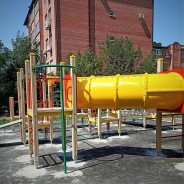 Округ №11: новая игровая площадка и ремонт тротуара возле детского сада 